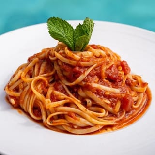 Spaghetti Pasta Alla Pomodoro