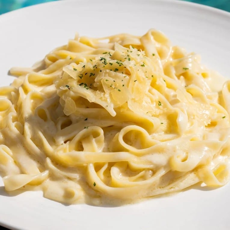 Fettuccine Pasta Alfredo.