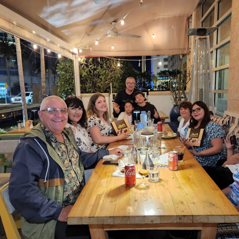 Top-Rated Miami Beach Tropical Dining Experience